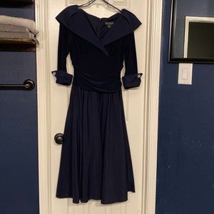 Jessica Howard dark blue dress
